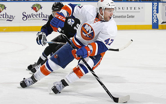 Energii během výluky posílí obránce MacDonald z NY Islanders