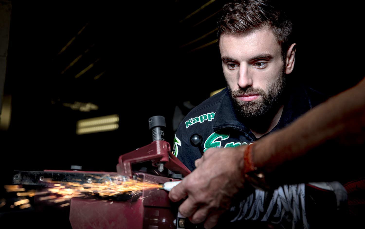 Nový kalendář s energetiky pomůže dětskému domovu